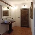 Casa Olmi Casa de hóspedes Castiglione dʼIntelvi