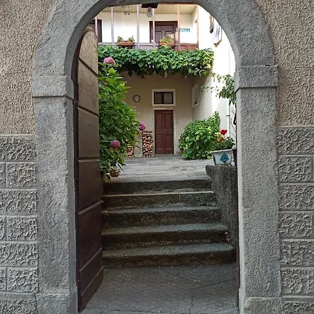 Casa Olmi 3* カスティリオーネ・ディンテルヴィ